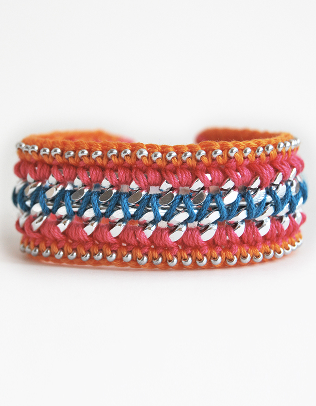 Wide chain bracelet